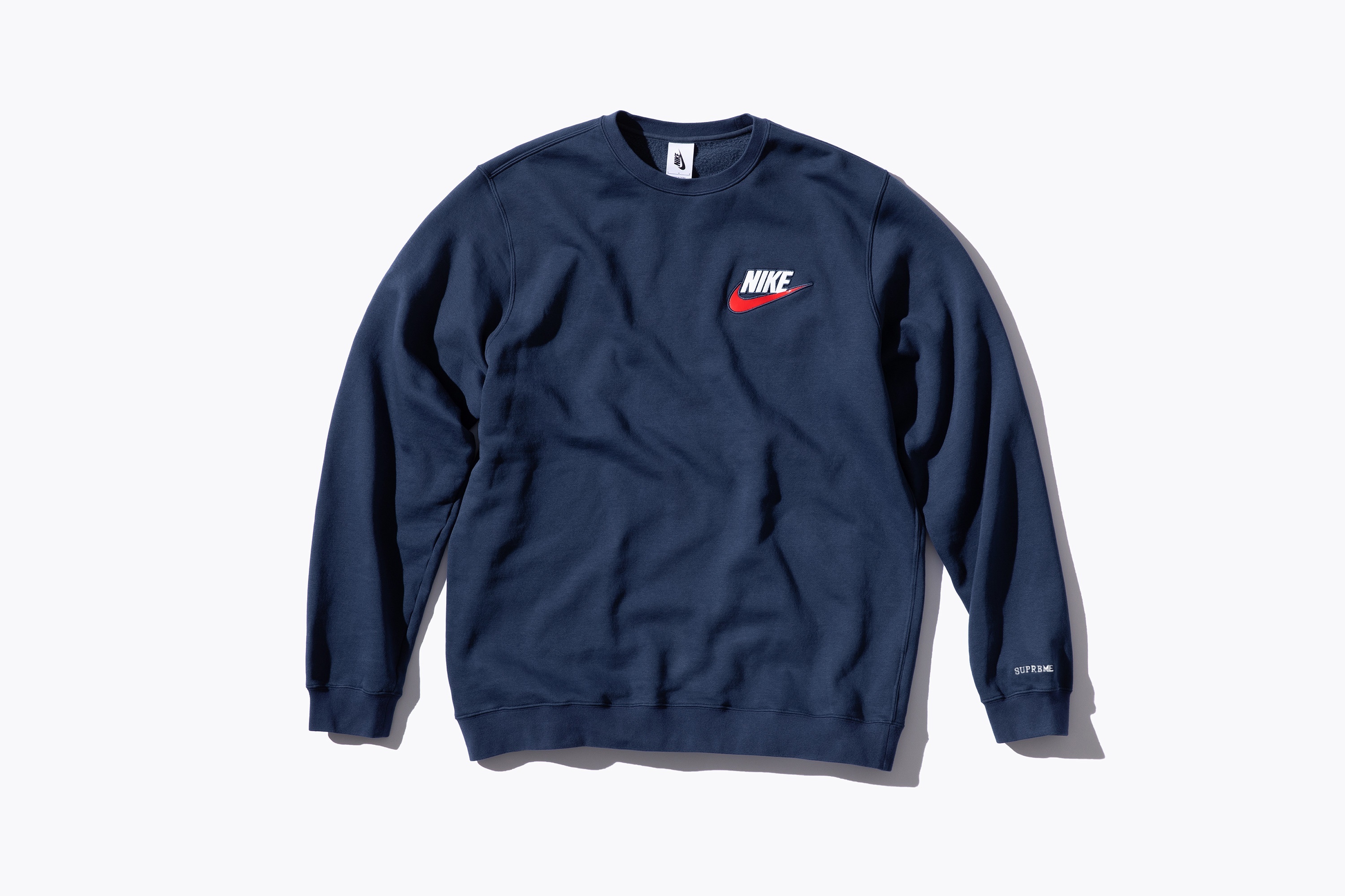 Supreme®/Nike® Crewneck view 2